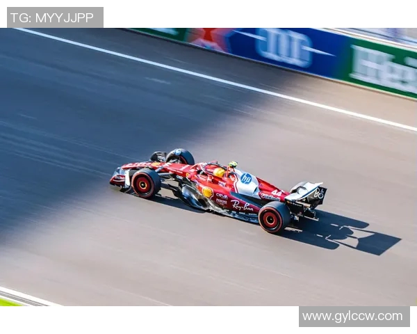 F1赛事精彩瞬间:速度与激情的赛道对决